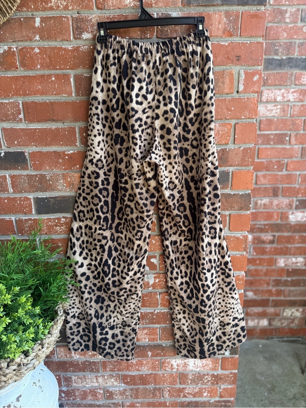 Animal Print Pull On Wide Leg Pants - Picture 2 of 5